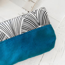 Sock Knitting Zippered Notions Pouch