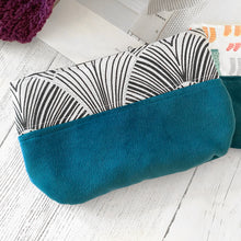 Sock Knitting Zippered Notions Pouch